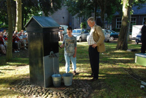 Noord-Sleen krijgt dorpspomp op de brink