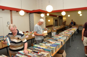 Reeks tweedehands boekenmarkten in Sleen