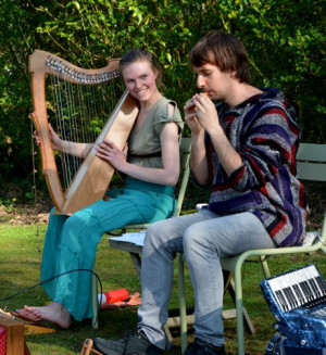 Er was eens .. een tuinconcert bij AE