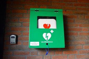 Een nieuwe AED in Sleen