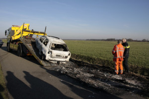 Uitgebrande auto vertraagt trainingsklassieker