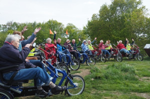 Duofietsers genieten van Thunaer-route