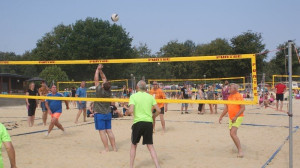 1900 wedstrijden met Beachvolleybaltoernooi