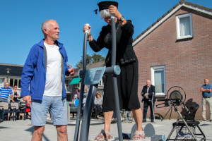 Beweegtuin op ludieke wijze geopend