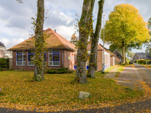 Voormalig schoolgebouw Erm in de verkoop