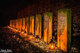 Sleen: lichtjes op de oorlogsgraven