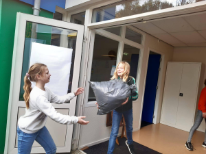 Bag2School actie: 918 kilo aan textiel