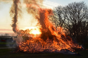 Weer paasvuren in Erm, Sleen en Noord-Sleen