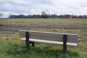 Vanaf een bankje: Holtweg