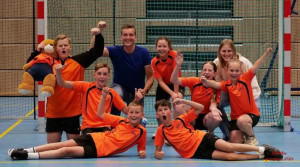 Schoolhandbalteam Vlinderhof groepswinnaar