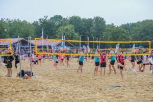 Volleybalteams strijden om de winst in Erm