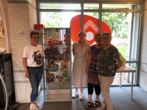 Handwerkclub actief in bibliotheek