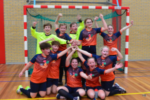 De Akker 1 wint schoolhandbaltoernooi