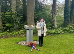 Van Heckschermonument overgedragen