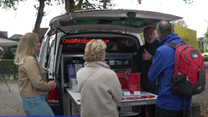 Sleen neemt kijkje in ondermijningsbus