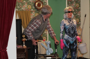 Driemaal applaus voor Toneelclub Erm