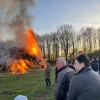 Veel belangstelling voor paasvuur Sleen