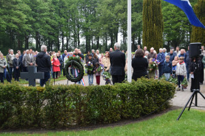 Sleen twee minuten stil tijdens herdenking