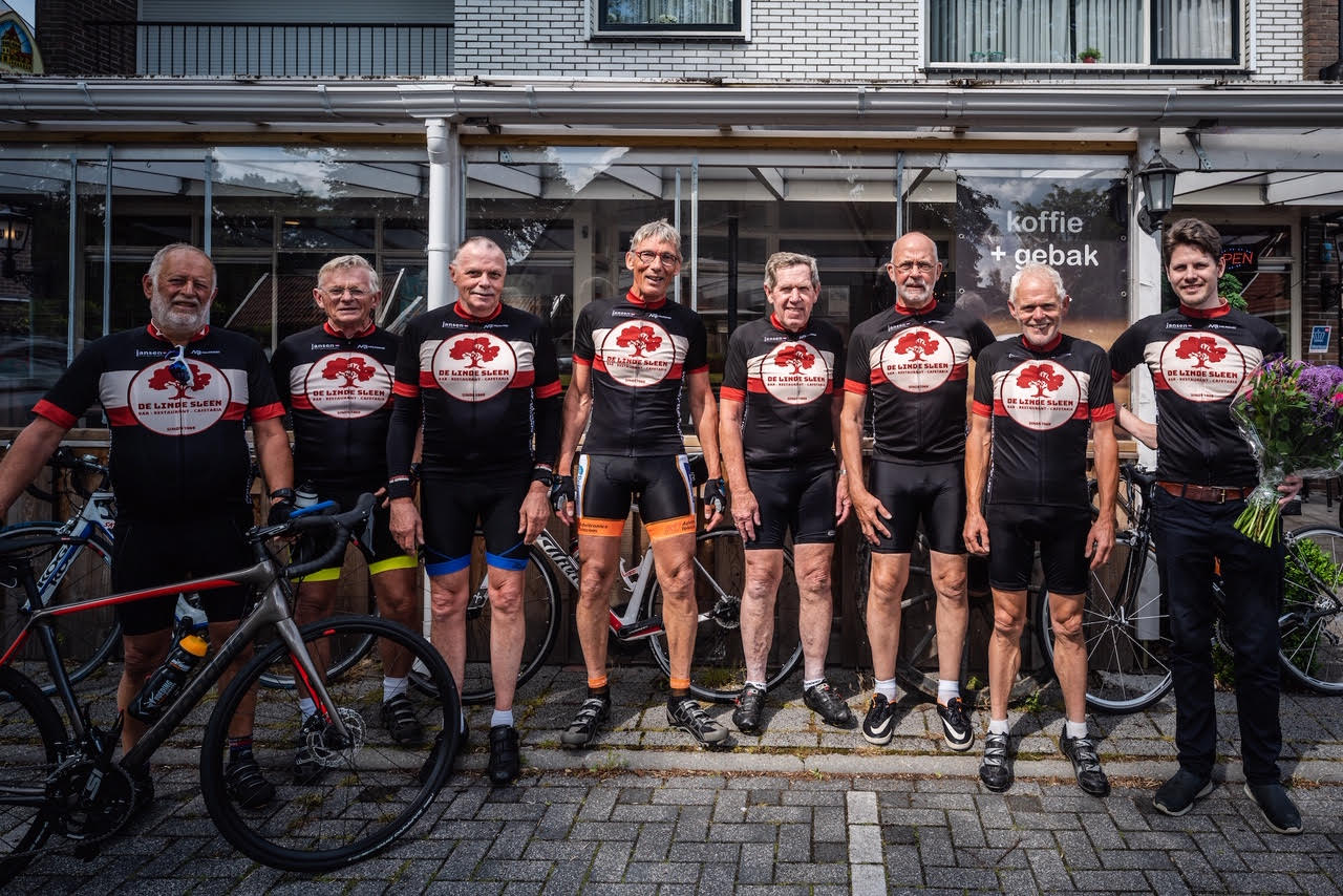 fietsclub 65 plus 2.jpg