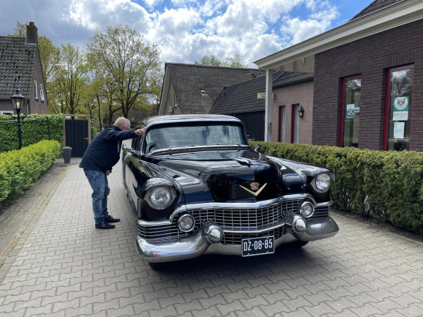 Toertoocht 2024 Groep pauzeCadillac1954 Toertoocht 2024 Groep pauzeCadillac1954
