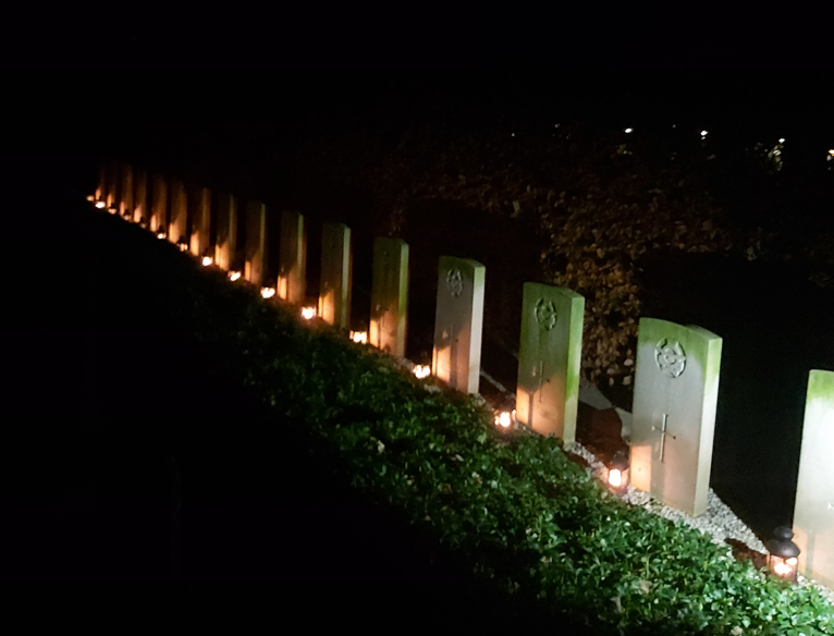 lichtjes oorlogsgraven 2025 2.png