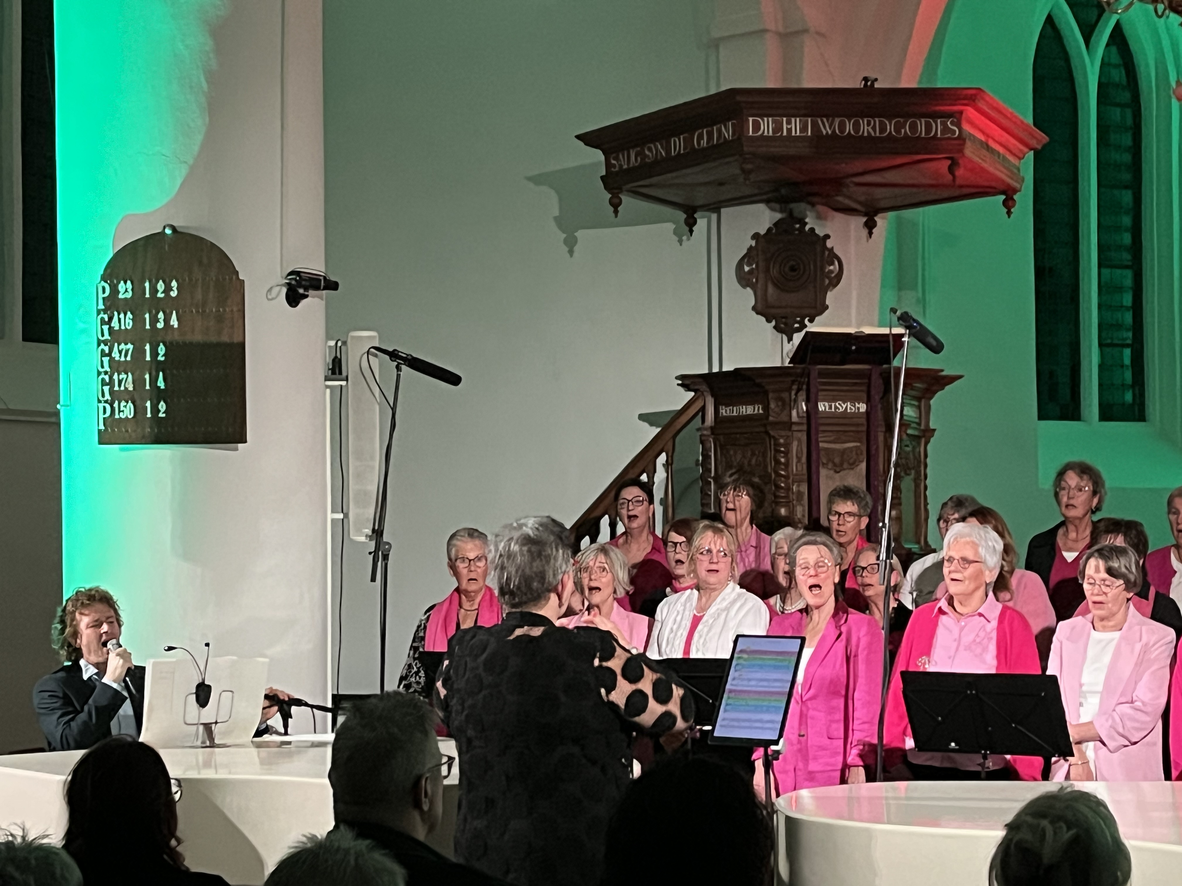 Foto7 Twee pianos.jpeg